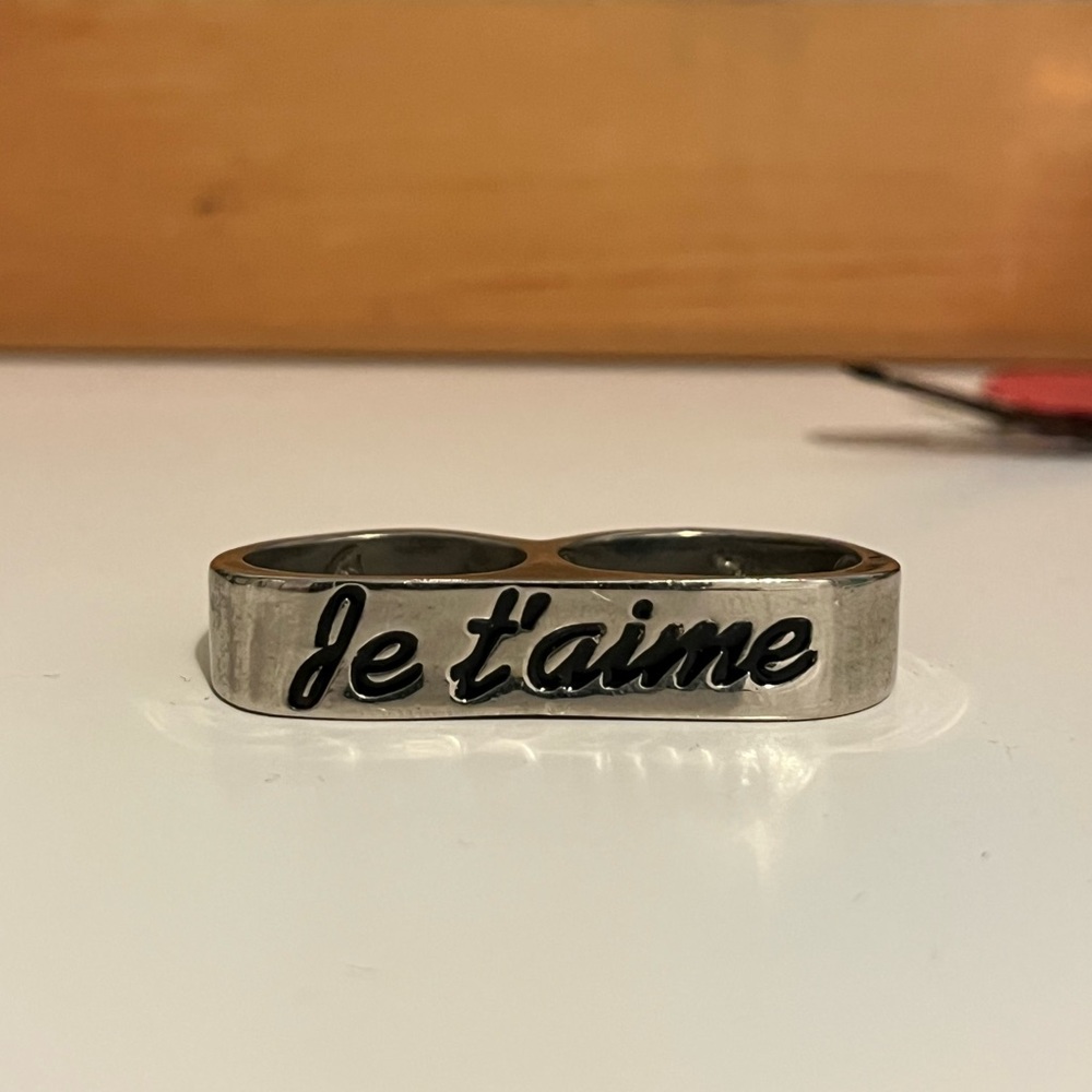 Je t'aime Double Finger Ring
